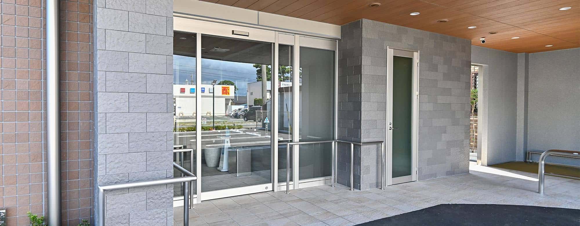 病院入口イメージ