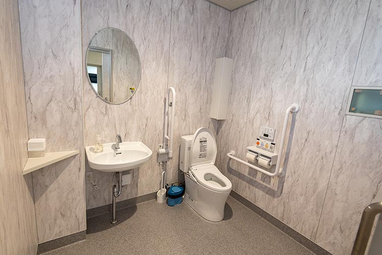 多目的トイレ（女性用）